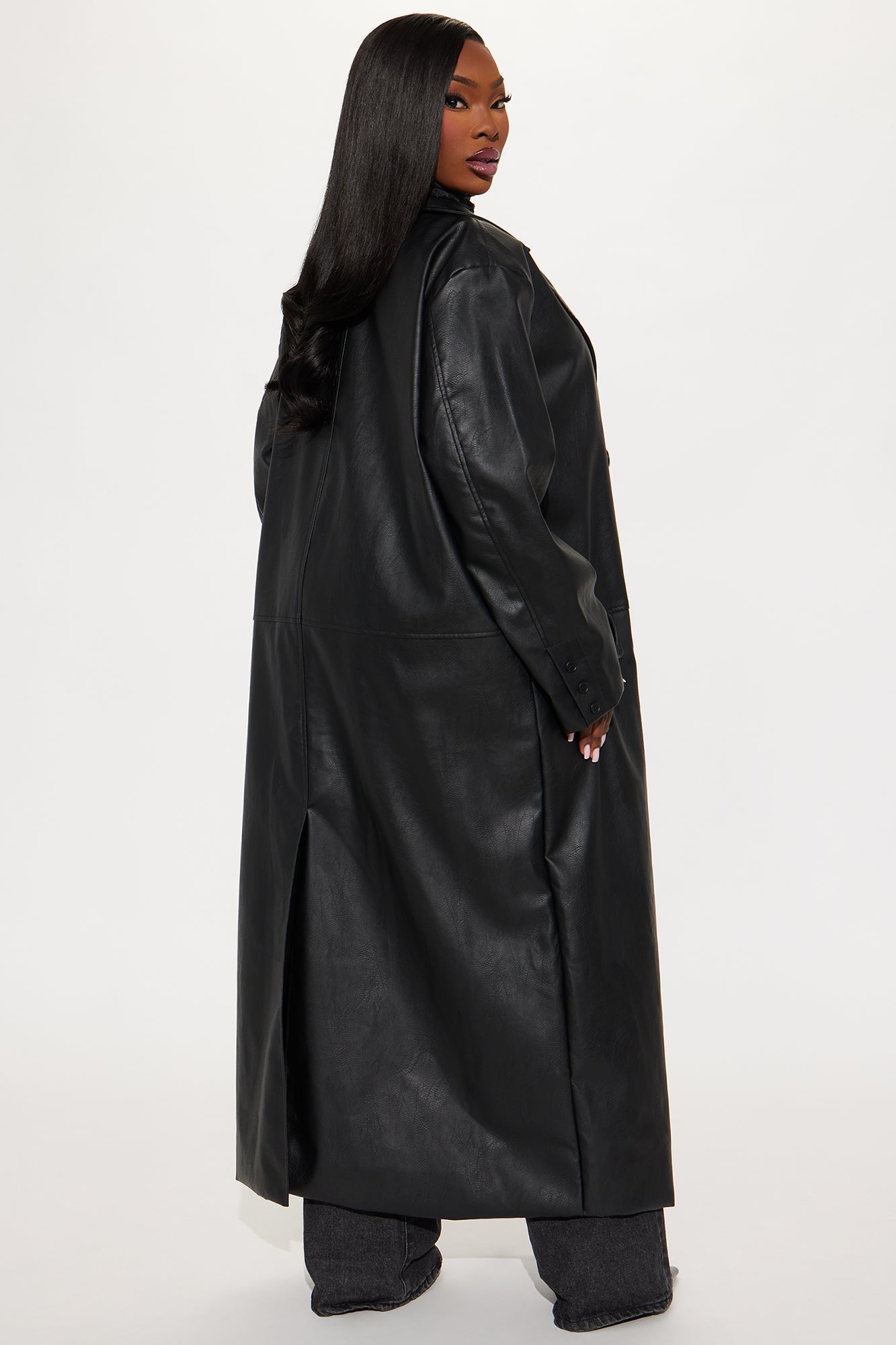 Trench Coat in Faux Leather - Black