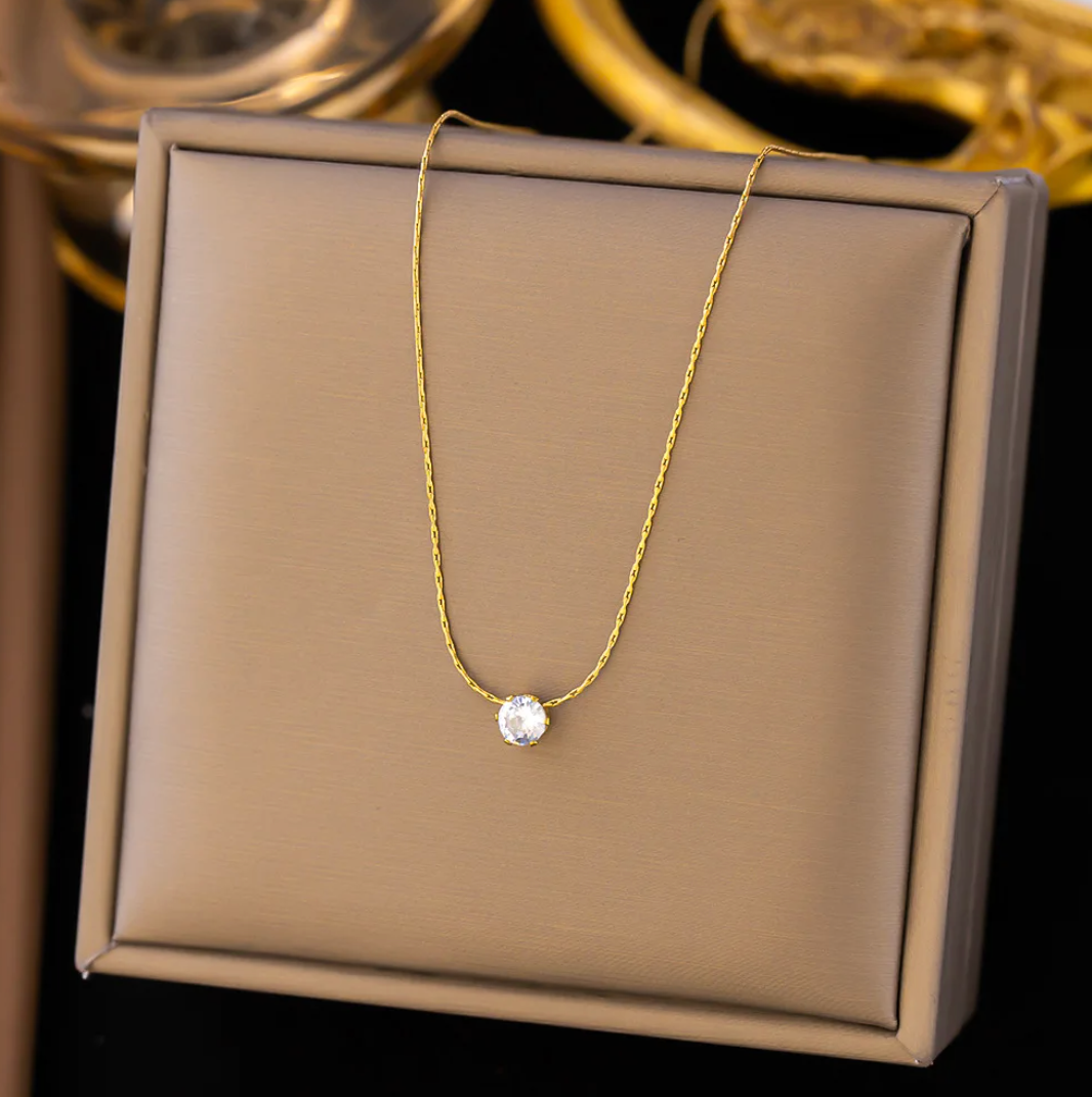 Exclusive Gold Diamond Necklace