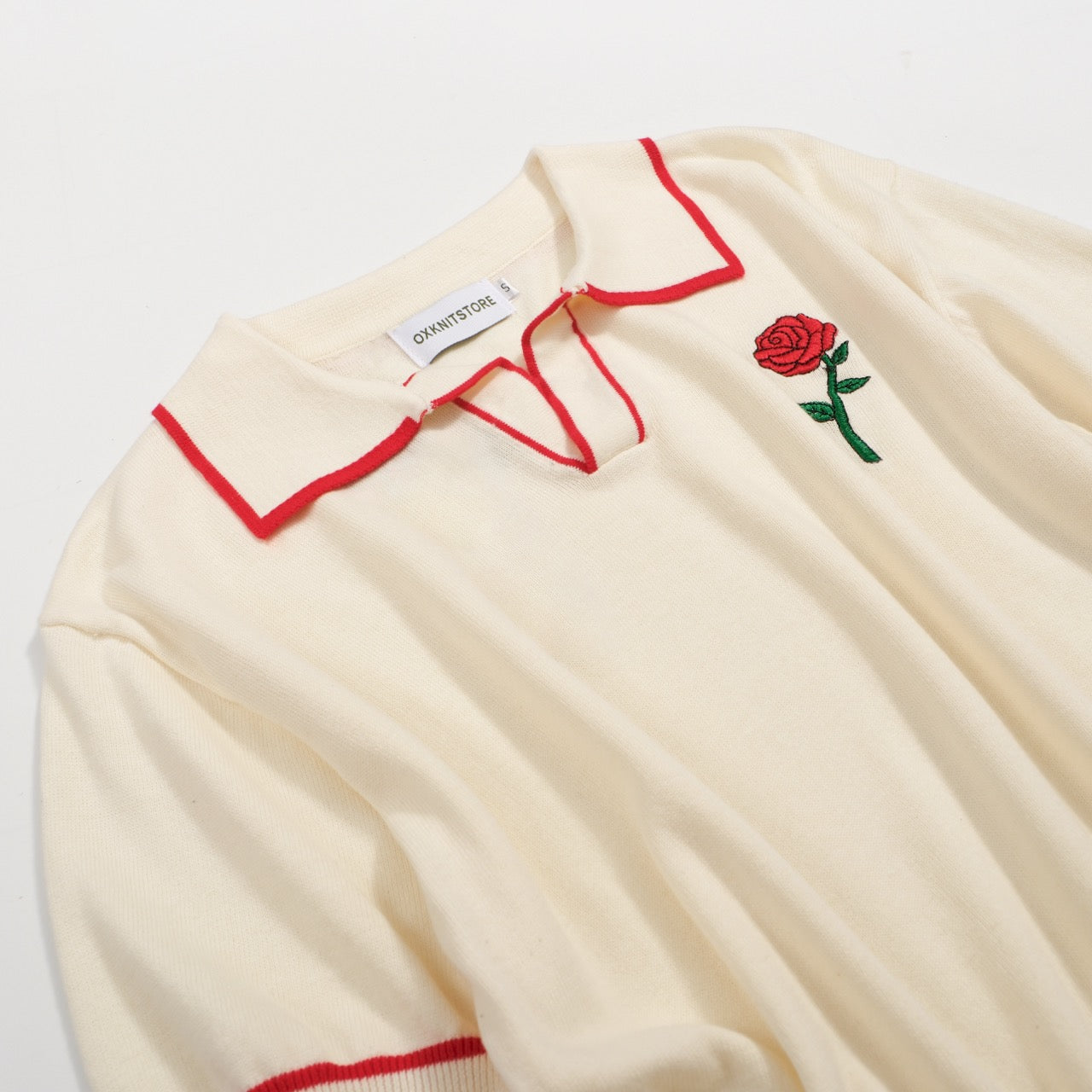 Vintage Knitted Polo for Men – Retro Cream Buttoning with Rose Embroidery