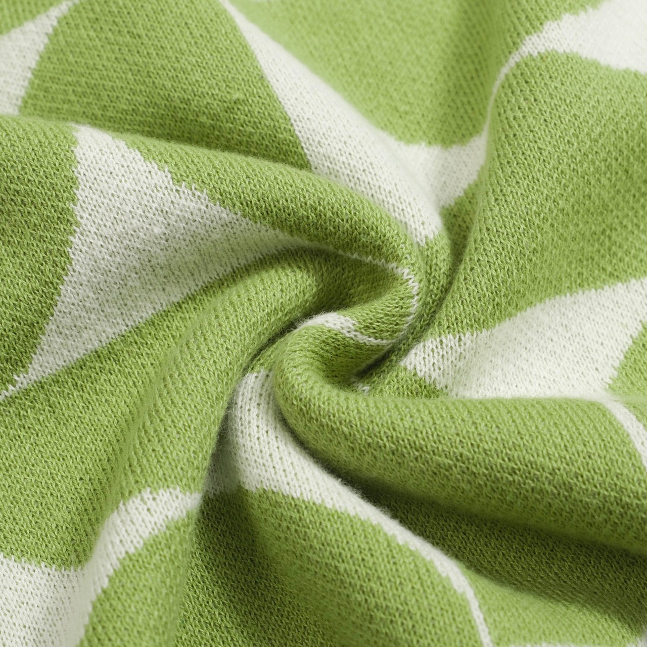 Retro Knitted Polo for Men – Geometric Button-Up Shirt in Vintage Green