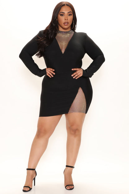 Mini Bandage Dress Starting to Wonder - Black