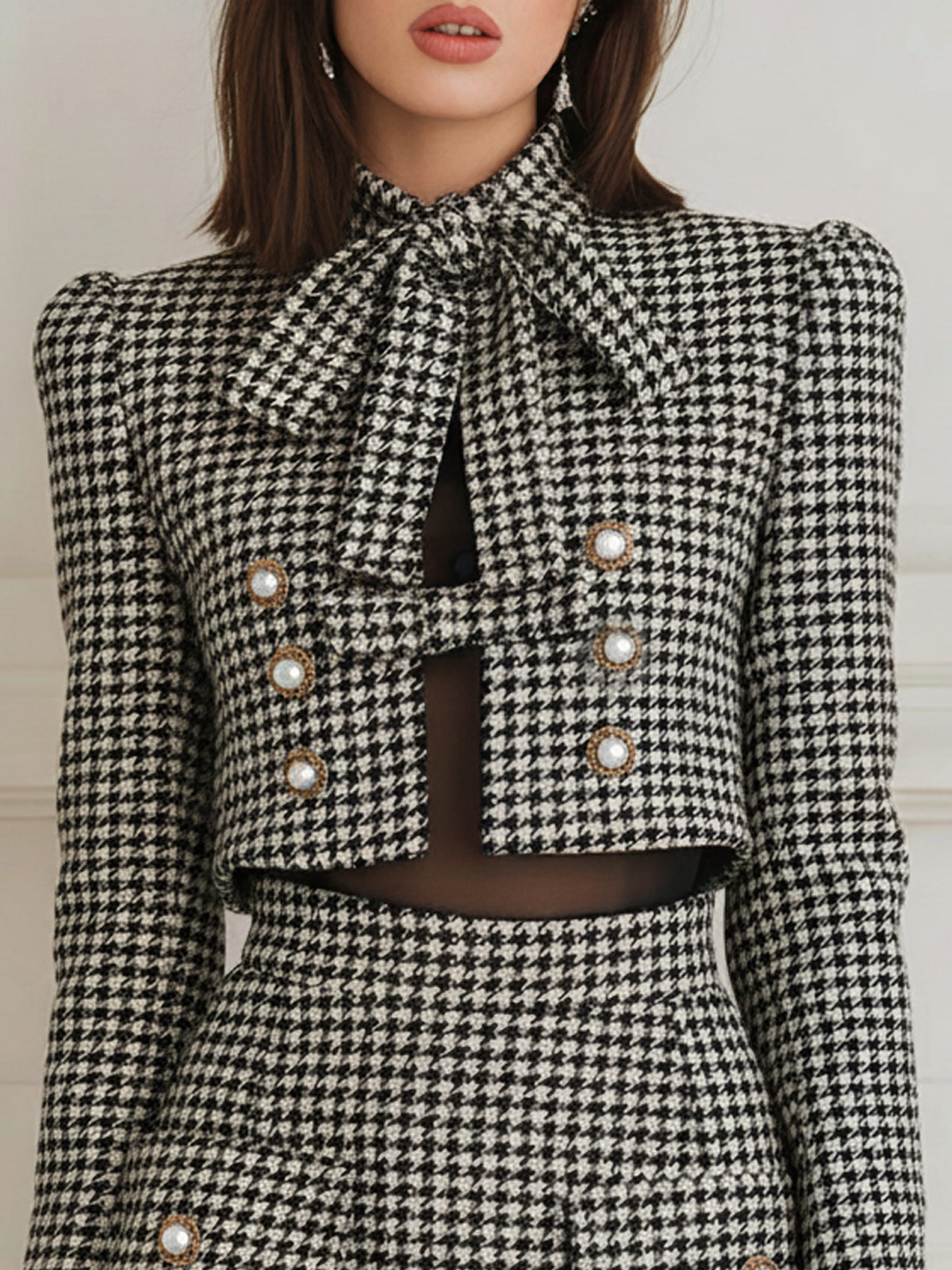Saphira - Pocketed Blazer with Pearl Button Check Pattern