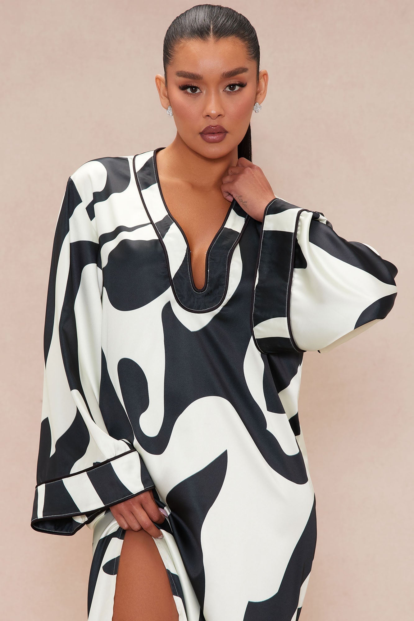 Valentina Satin Maxi Kaftan Dress - Black/White
