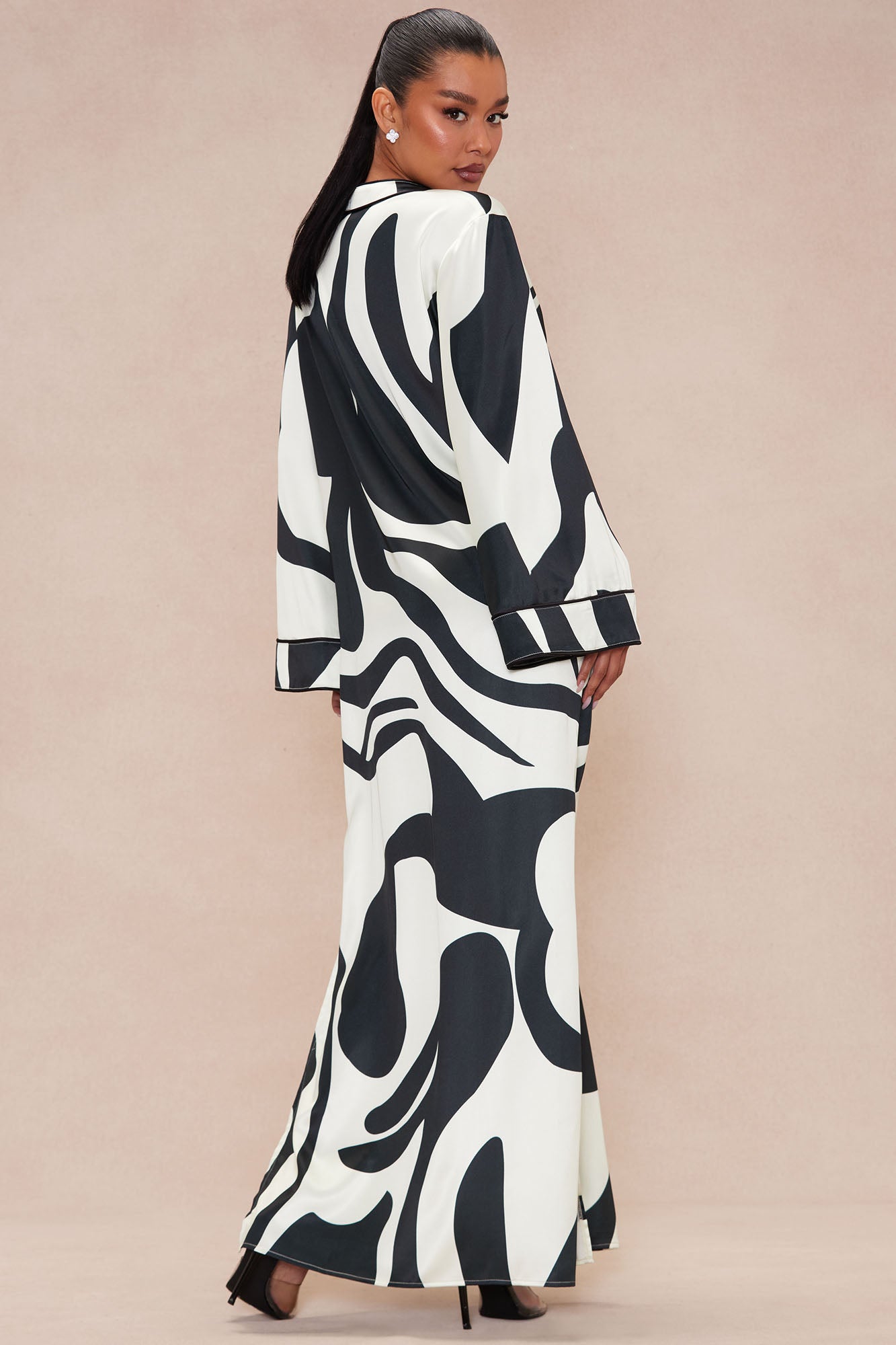 Valentina Satin Maxi Kaftan Dress - Black/White
