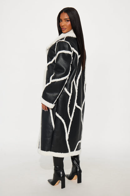 Chic Synthetic Leather Trench Coat - Black