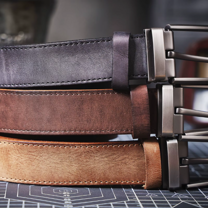 The Full Grain Leather Buckhorn Belt