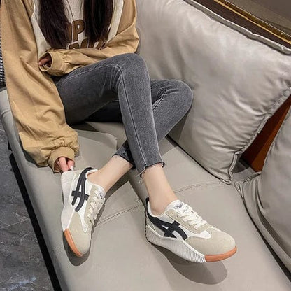 Lina – The Urban Sneaker with a Touch of Style