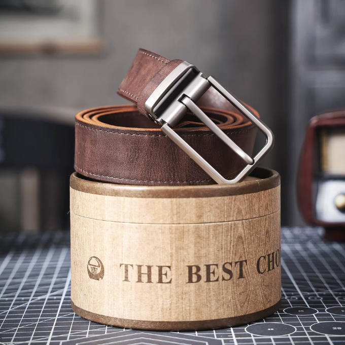The Full Grain Leather Buckhorn Belt