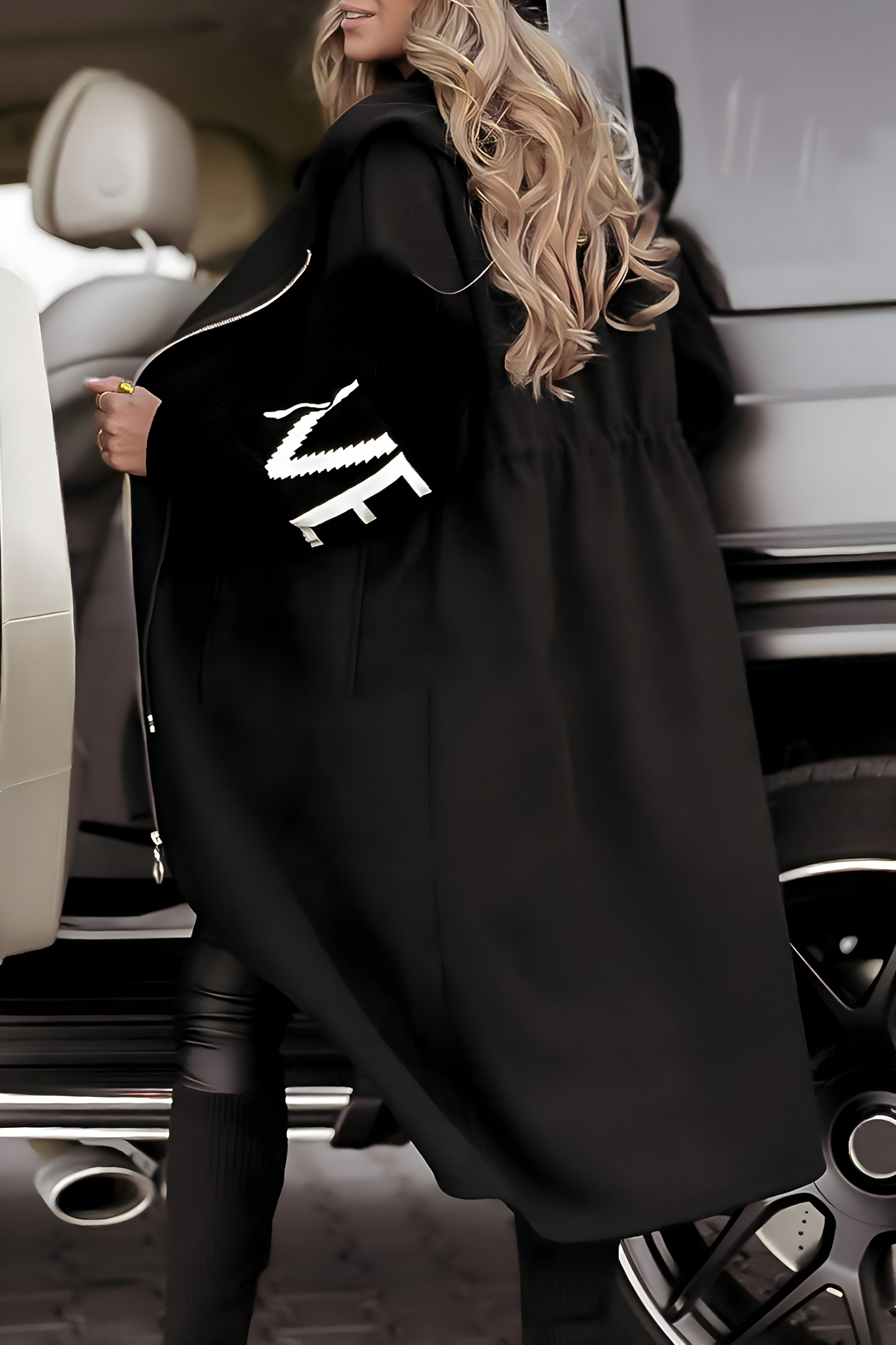 Seravia™ – Long Knitted Coat