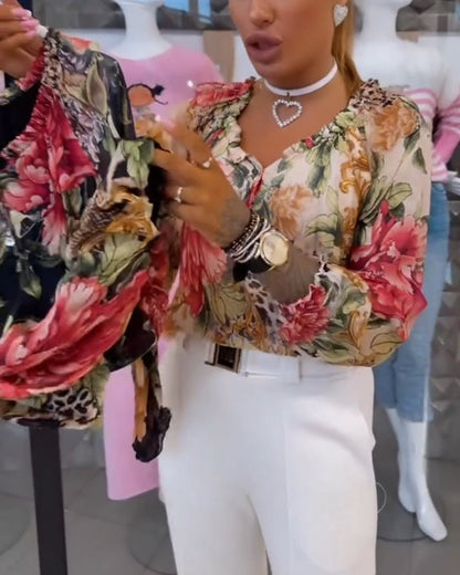 Elsie | Floral Blouse with V-Neck