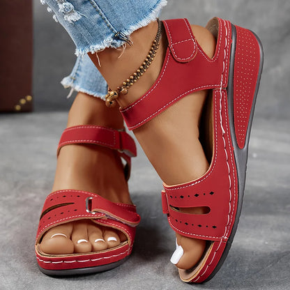 Cynthia | Streamlined Orthopaedic Sandals