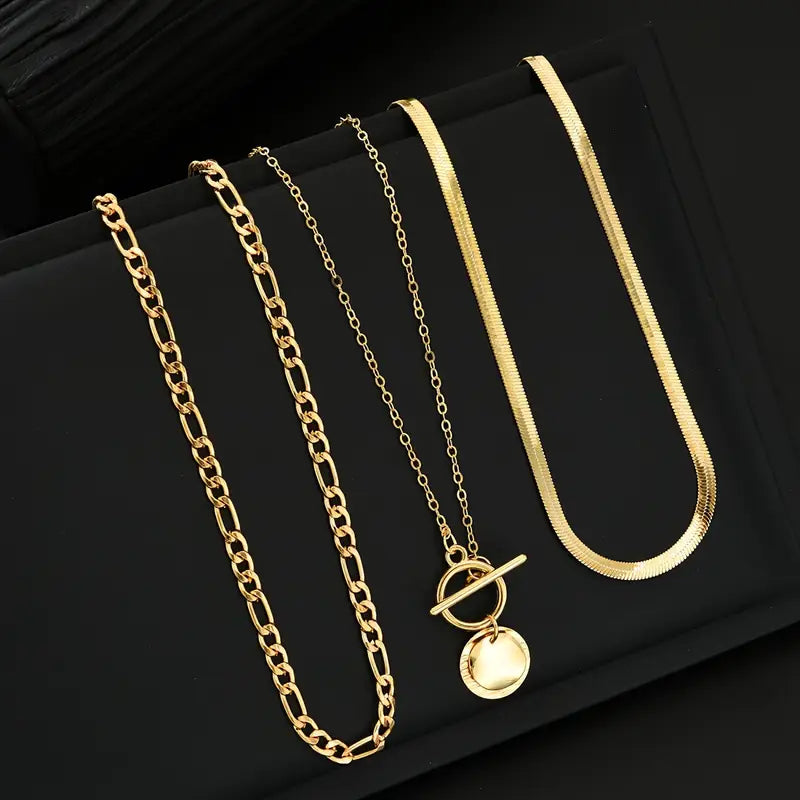 Savira Textured Corner Layered Necklace