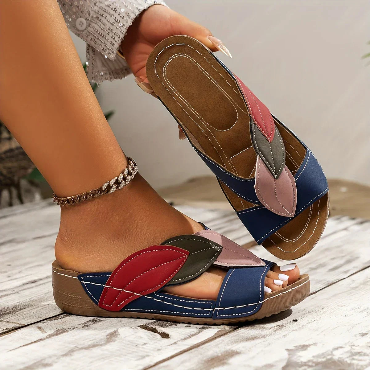 Belle | Comfortable and Soft Sliders
