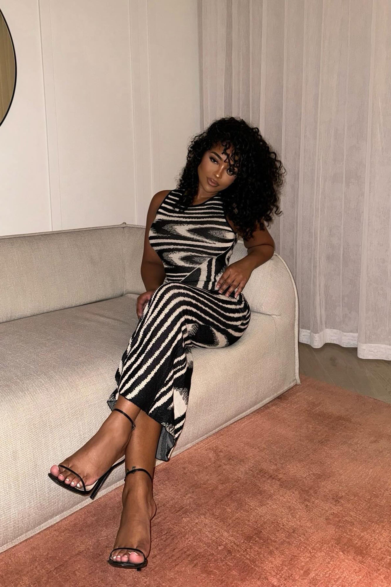 Kira Maxi Dress - Black/White