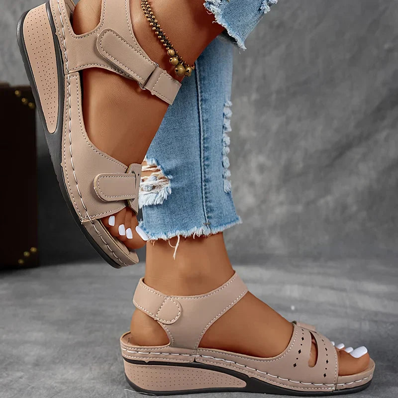 Cynthia | Streamlined Orthopaedic Sandals