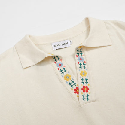 Embroidered Knit Jumper for Men from the 70s – Retro Cream Jumper with Floral Collar Detail