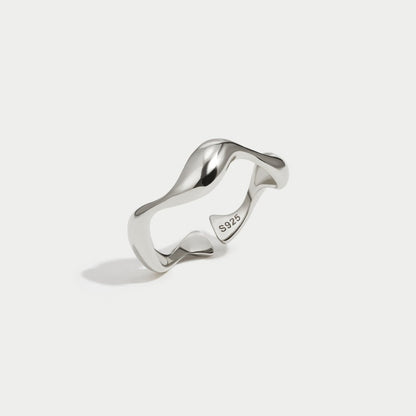 Wave Ring in Silver