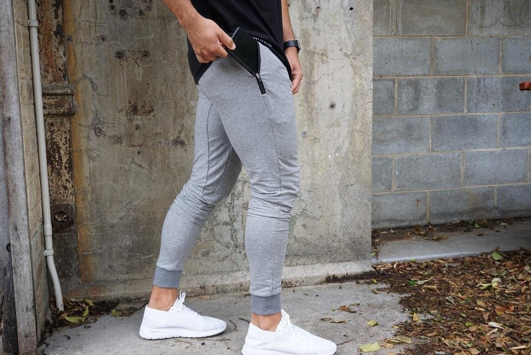 Essential Tapered Sports Trousers for Men V2