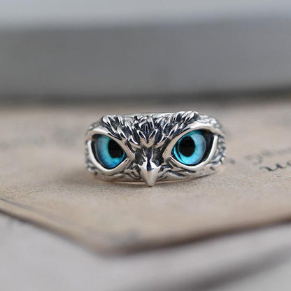 Adjustable Silver and Opal Glückseule Ring