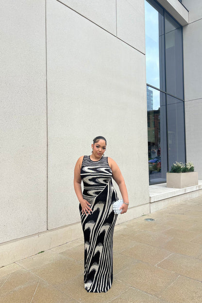 Kira Maxi Dress - Black/White