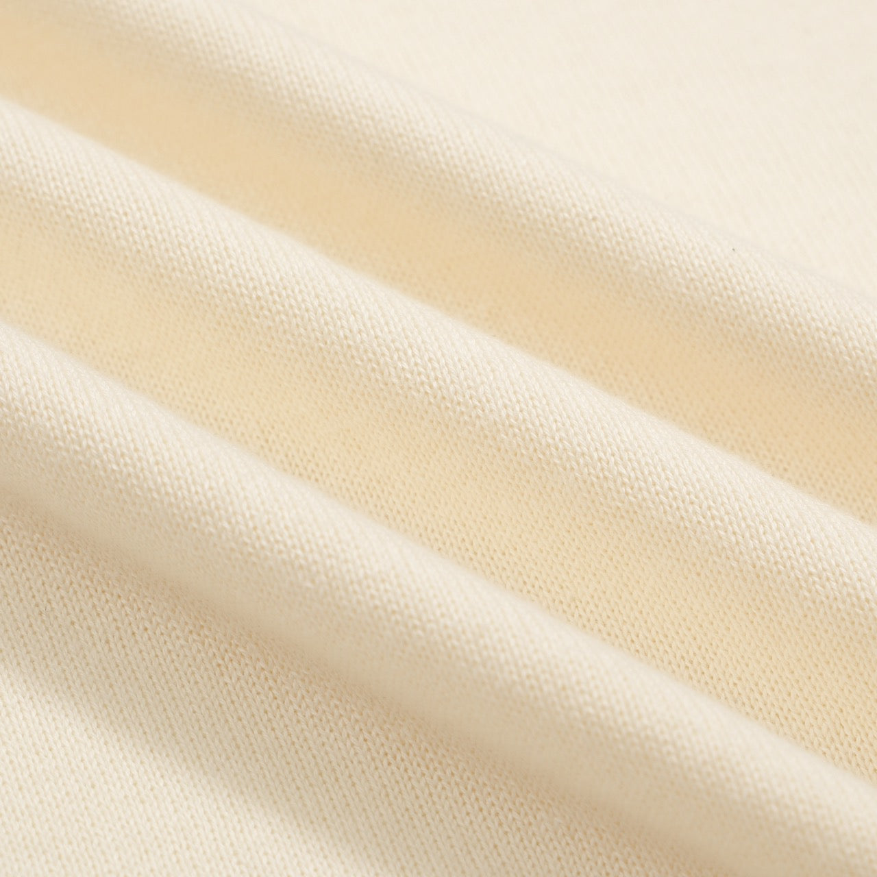 Vintage Knitted Polo for Men – Retro Cream Buttoning with Rose Embroidery