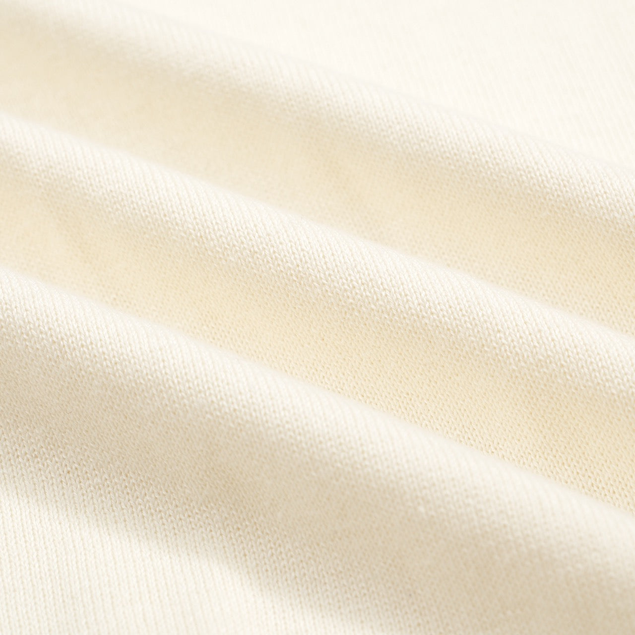 Vintage Knitted Polo for Men from the 1970s – Retro Cream with Green Striped Collar and Edges