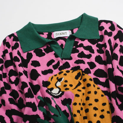 Retro Knitted Polo for Men – Vintage Pink Leopard Print with Cheetah Graphic