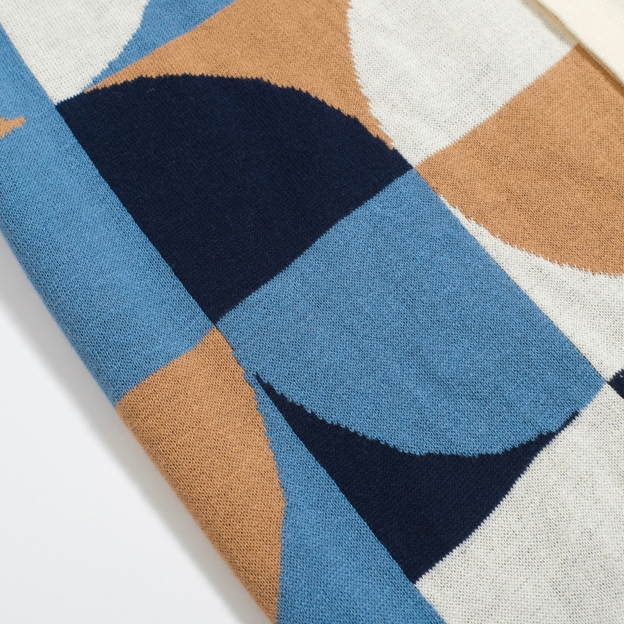 Retro Knitted Shirt for Men – Geometric Buttoned Polo in Vintage Blue