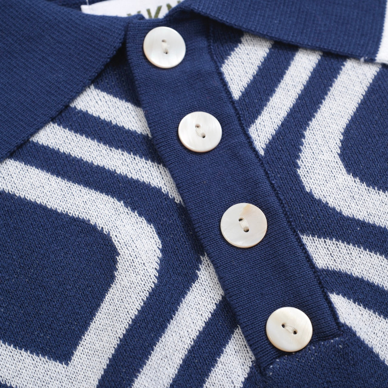 Retro Knitted Polo for Men – Vintage Blue & Geometric Button-Up