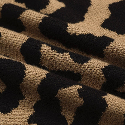 Vintage knitted jacquard gilet in brown leopard print for men