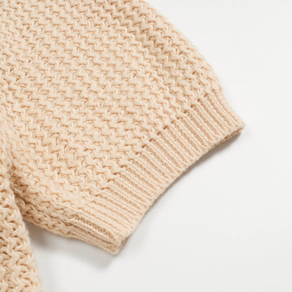 Casual knitted V-neck polo for men in apricot