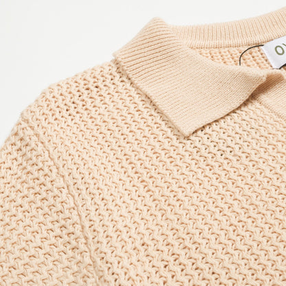 Casual knitted V-neck polo for men in apricot