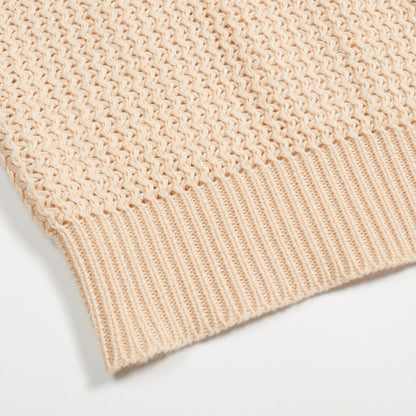 Casual knitted V-neck polo for men in apricot