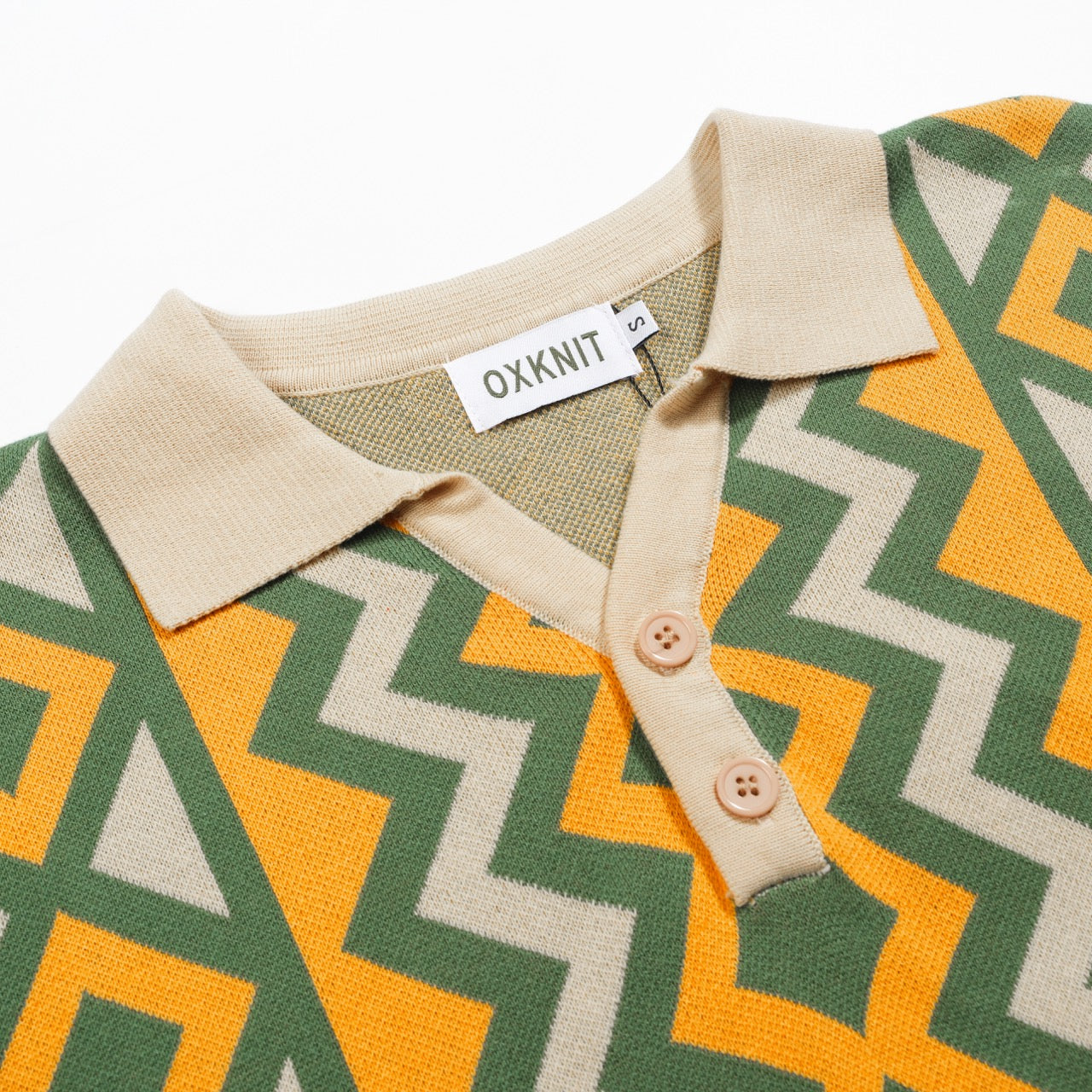 Vintage knitted V-neck polo for men in green jacquard