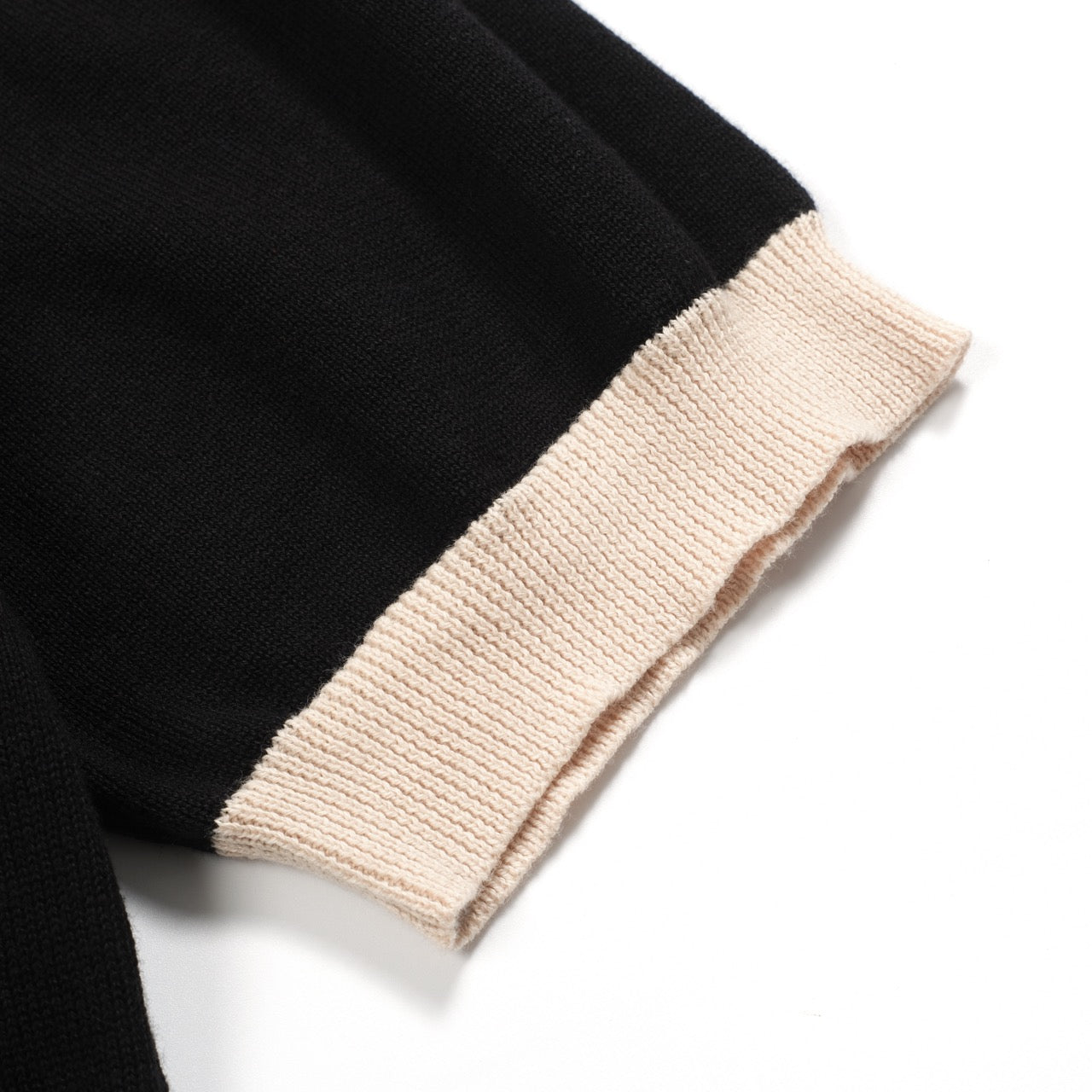 Vintage Black Knitted Jacquard T-shirt for Men 1977