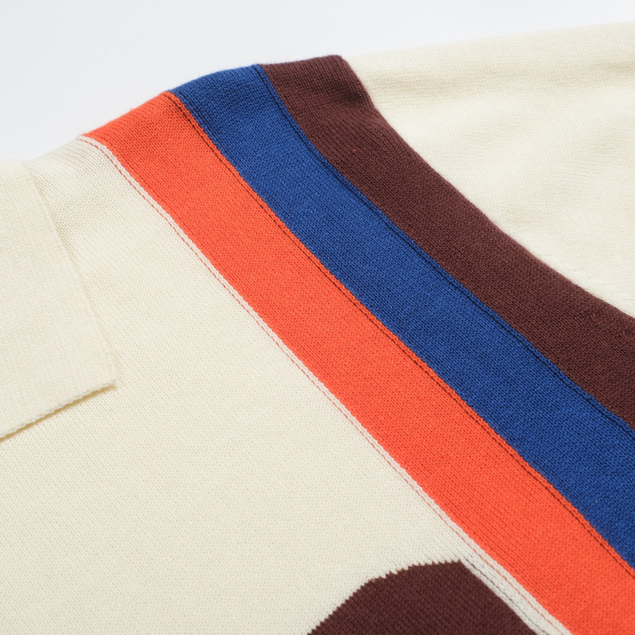 Vintage 1973 Jacquard Knitted Polo for Men in Apricot White