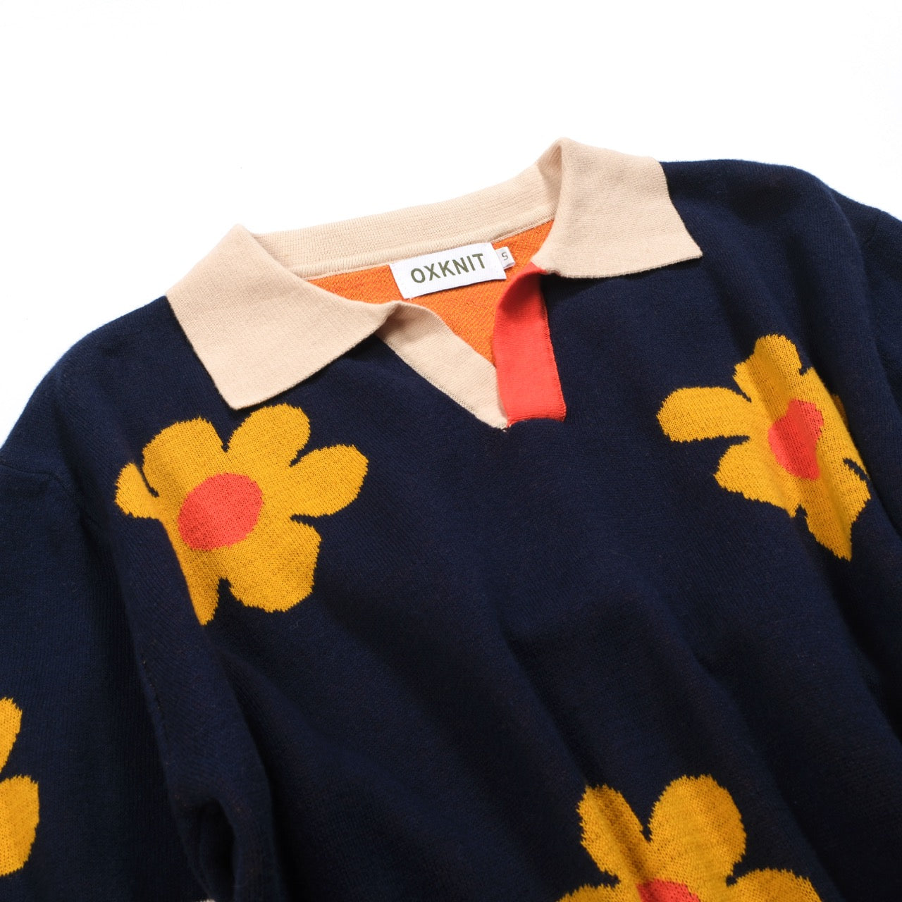 Vintage jacquard knitted V-neck floral shirt for men