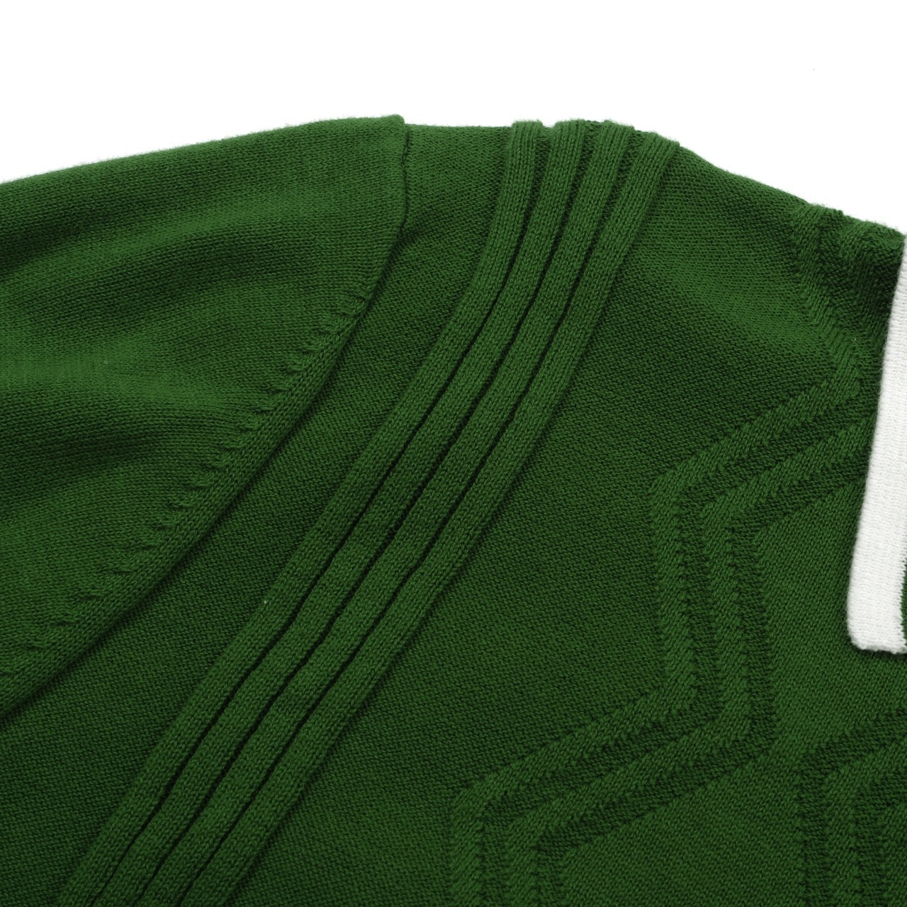Classic Green Knitted Polo for Men – Short Sleeve Shirt Inspired by the 1960s