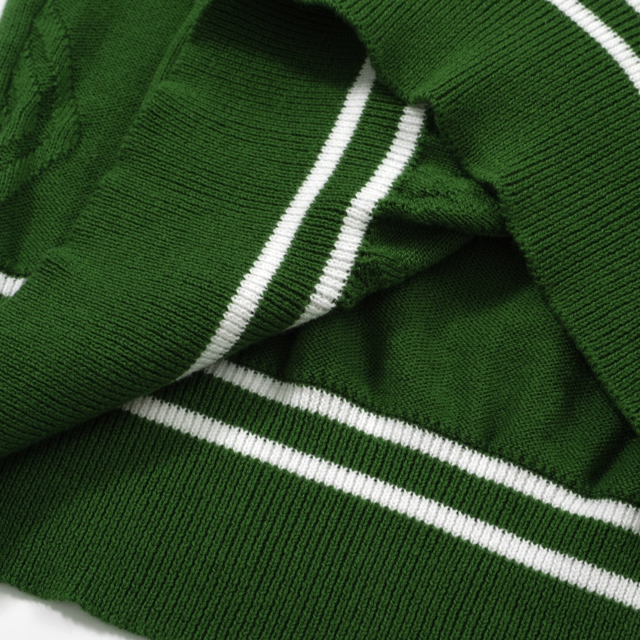 Classic Green Knitted Polo for Men – Short Sleeve Shirt Inspired by the 1960s