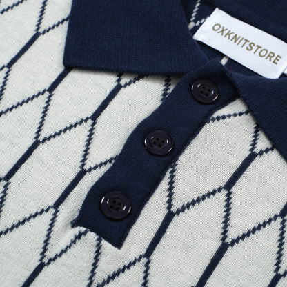 Geometric Knit Polo Mod from the 60s for Men – Retro Diamond Pattern with Navy Trim