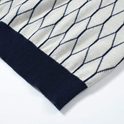 Geometric Knit Polo Mod from the 60s for Men – Retro Diamond Pattern with Navy Trim