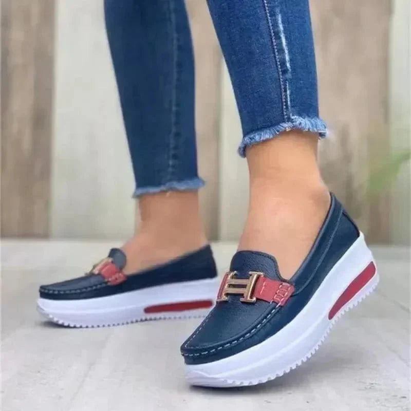 Pat | Streamlined Orthopaedic Shoes