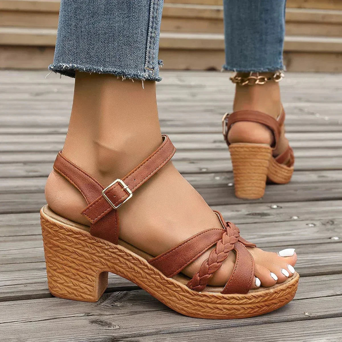Nerina | Orthopaedic and Trendy Sandals
