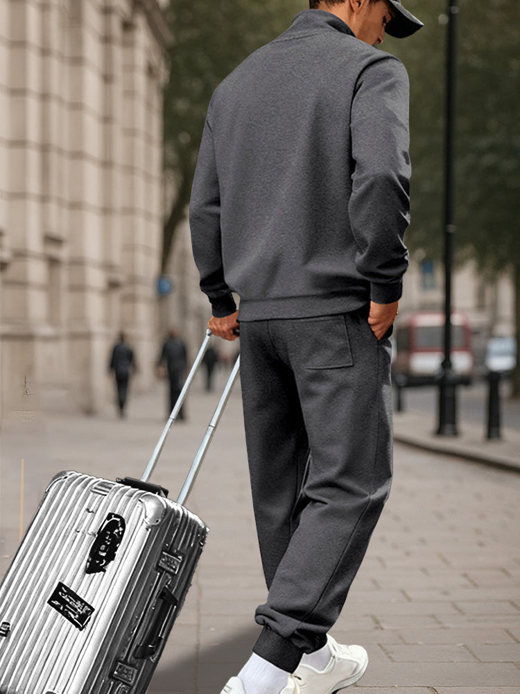 Comfortable fleece tracksuit set for athletes