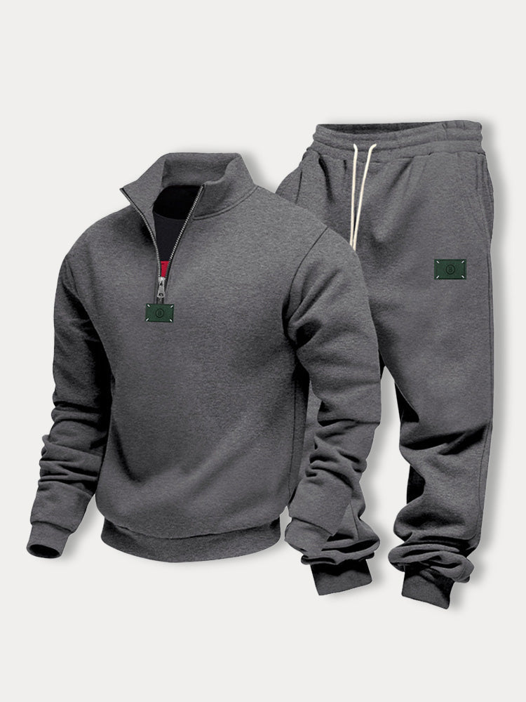 Comfortable fleece tracksuit set for athletes