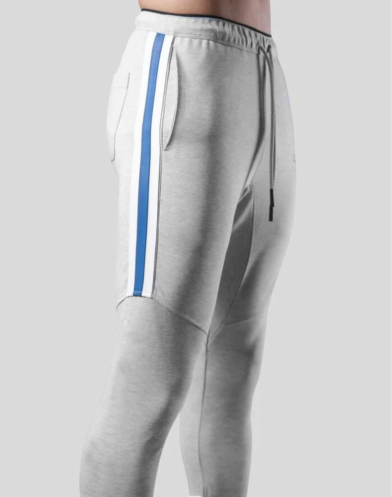 Core V3 Jogging Trousers for Men