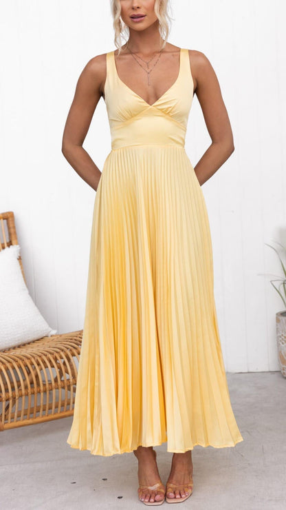 Lynne™ | Long Pleated Dress with V-Neck