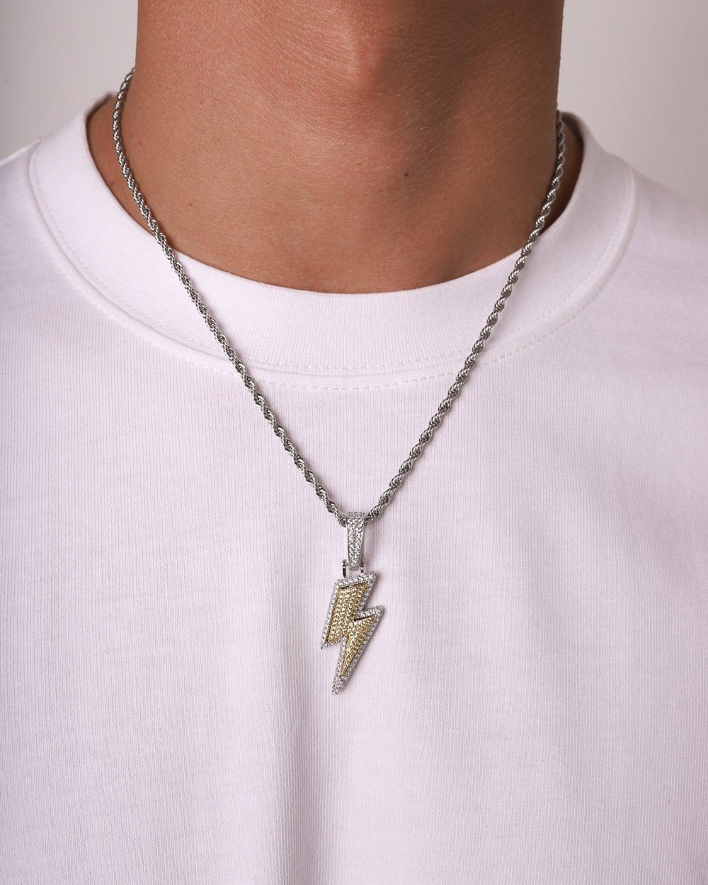 BLITZ PIECE PENDANT.