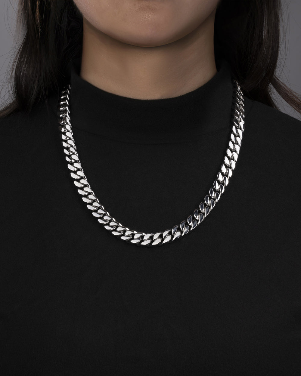 CUBAN CHAIN IN A NEAT BOX - 11MM