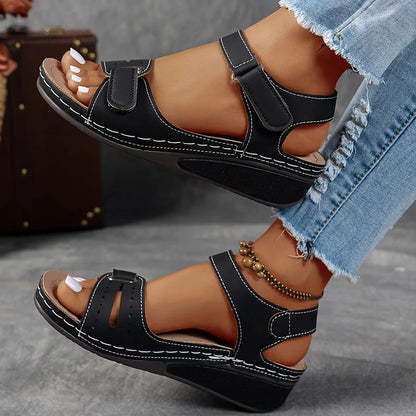 Cynthia | Sleek Orthopaedic Sandals